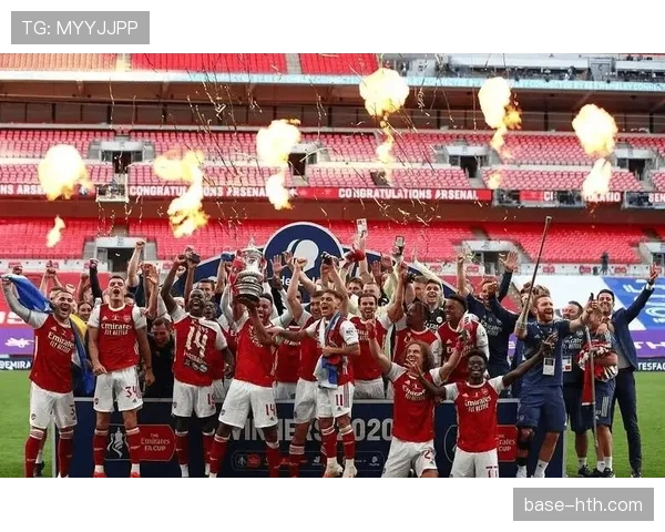 英超蜜蜂军团本赛季表现稳健,主场竞争力持续提升 英超蜜蜂军团本赛季表现稳健,主场竞争力持续提升