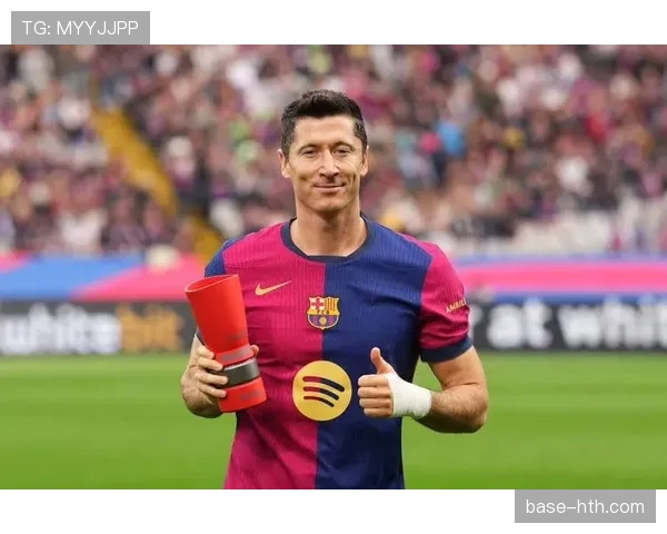 莱万多夫斯基生涯荣誉解析：欧冠与联赛冠军含金量如何评估