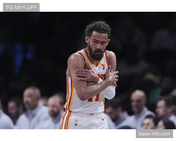 特雷·杨挡拆组织更高效，面对换防三分胜过上季